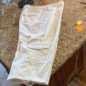 Charter Club Casual White Cargo Capri Length Pants